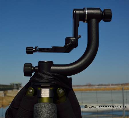 Photo d'une t�te de tr�pied gimbal